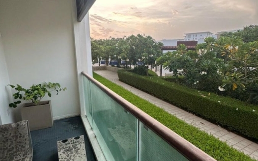 Spacious 2BR + Study Apartment, Acacia, Al Mouj